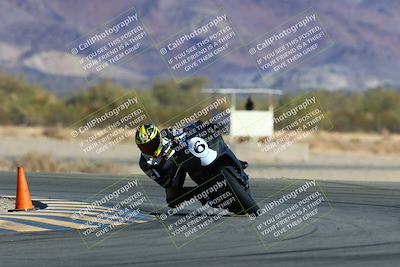 media/Jan-09-2022-SoCal Trackdays (Sun) [[2b1fec8404]]/Turn 14 (10am)/